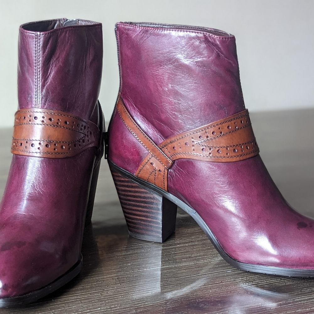 Everybody boots size 8.5